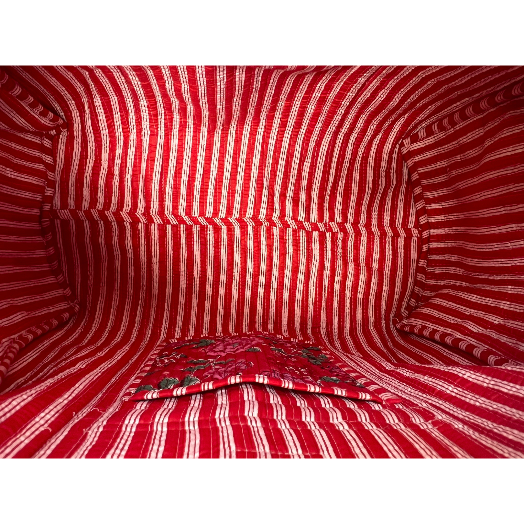 Rosey Red - Quilted Cotton Getaway Bag
